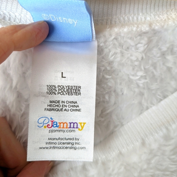 Disney Frozen P Jammy Women's White Fuzzy Top NWT - Picture 4 of 11